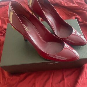 Gucci Burgundy Patent Leather Heels